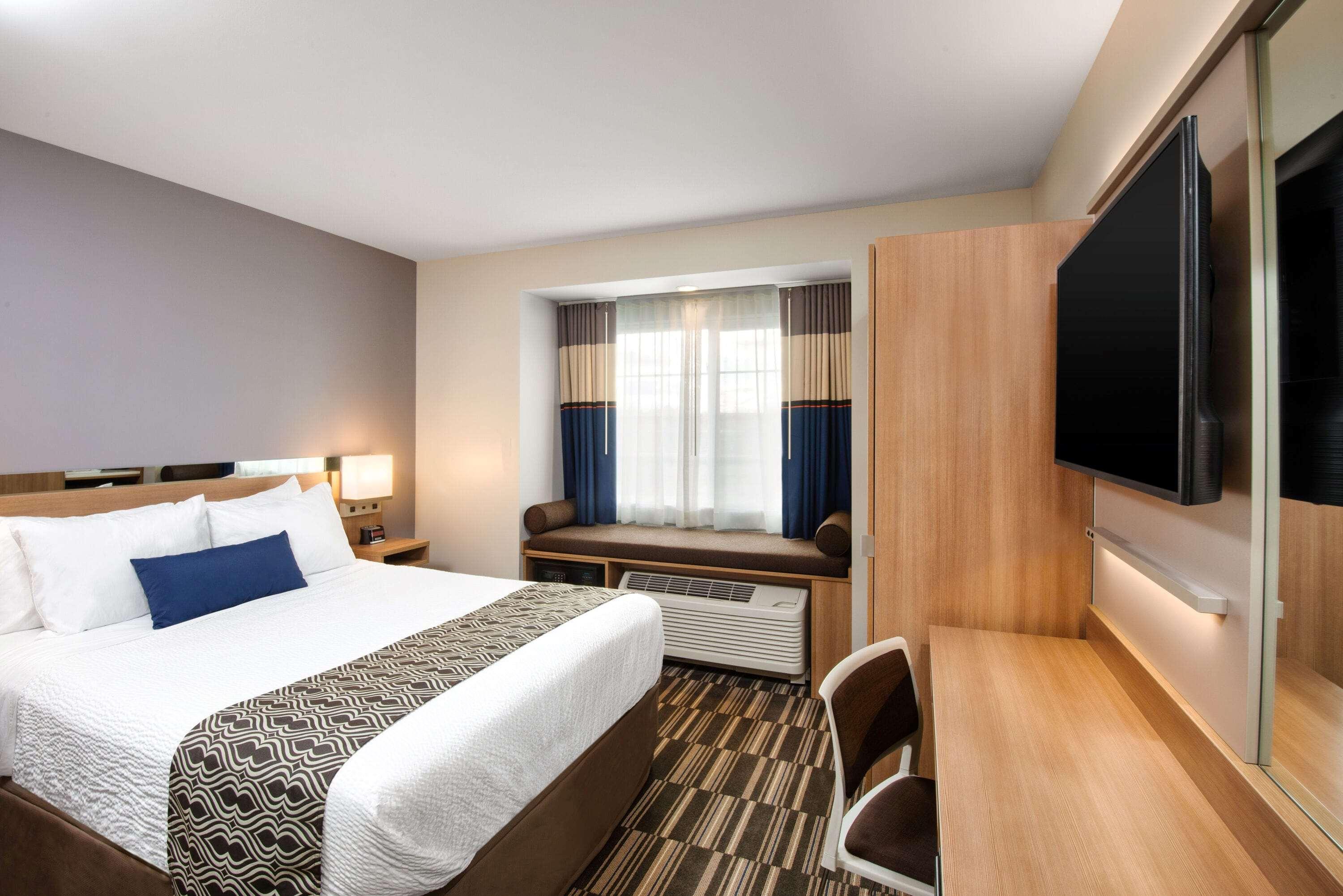 Microtel Inn & Suites By Wyndham Farmington ภายนอก รูปภาพ