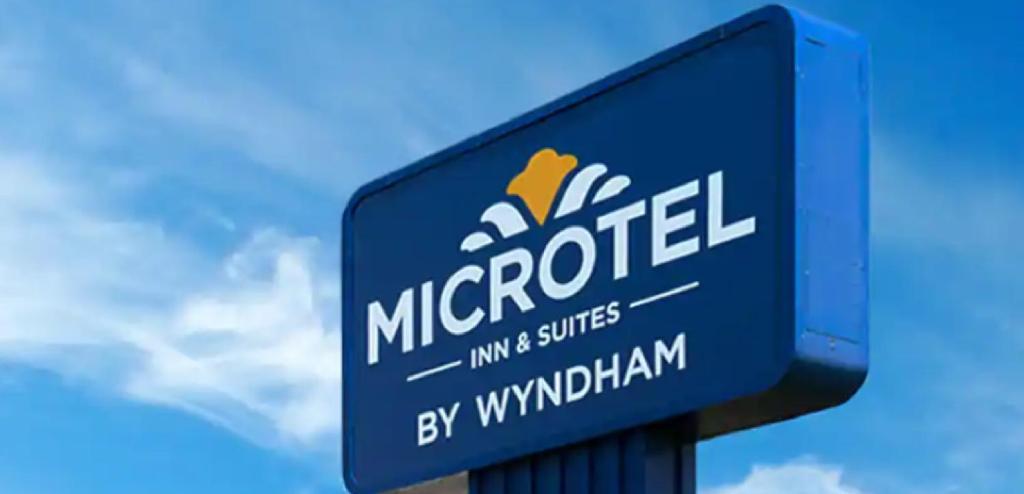 Microtel Inn & Suites By Wyndham Farmington ภายนอก รูปภาพ