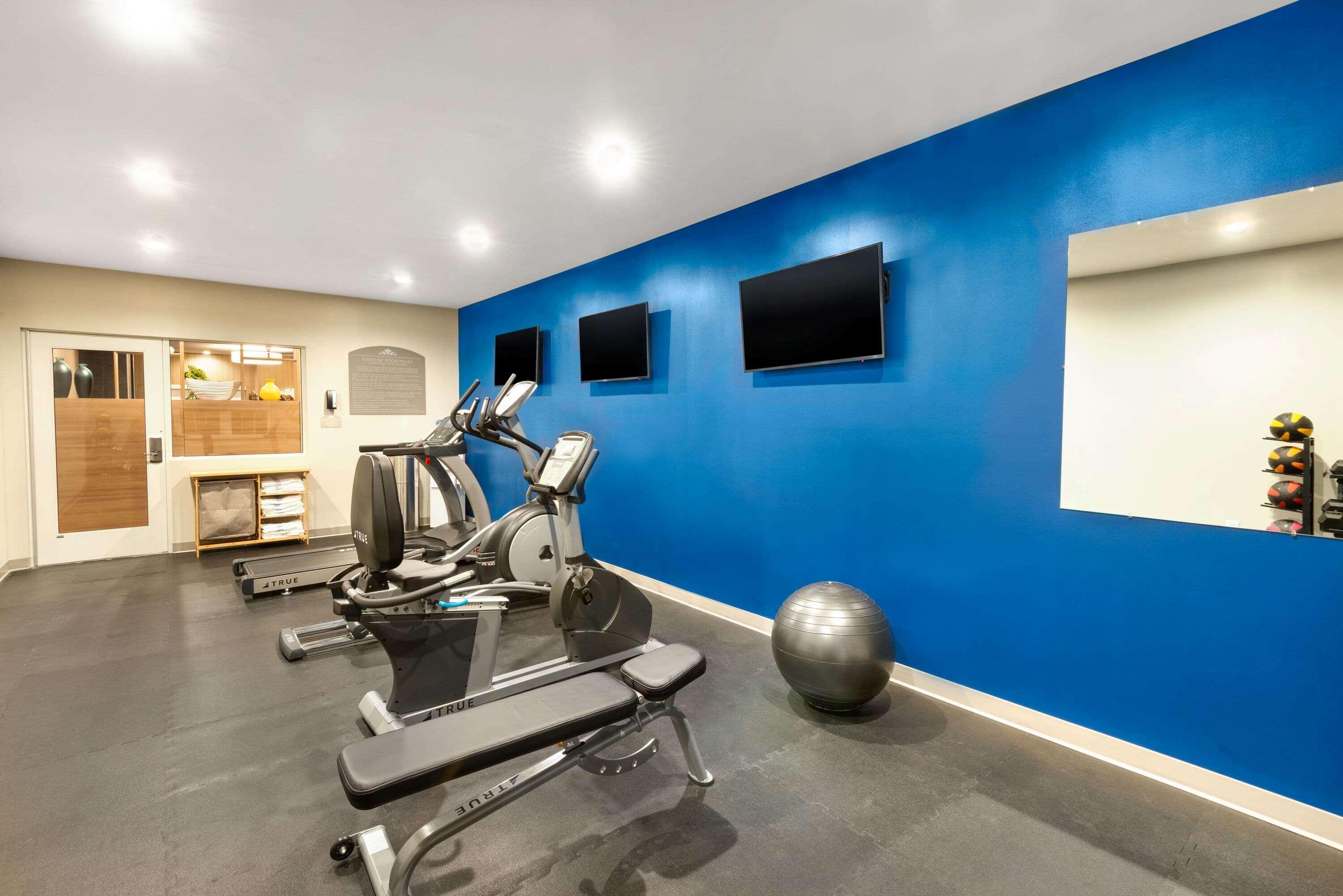Microtel Inn & Suites By Wyndham Farmington ภายนอก รูปภาพ